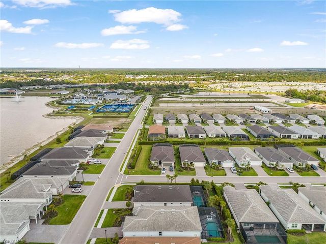 7100 Del Webb Oak Creek BLVD N, North Fort Myers, FL 33917