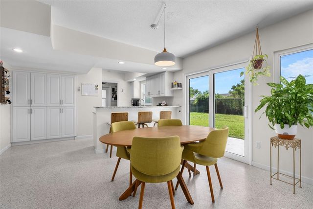 8081 CASCADAS AVENUE, North Port, FL 34287