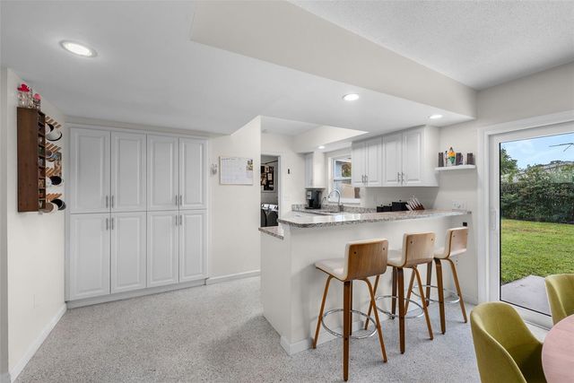 8081 CASCADAS AVENUE, North Port, FL 34287