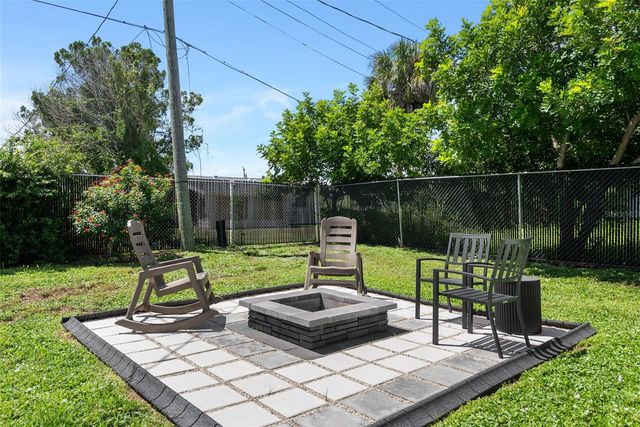 8081 CASCADAS AVENUE, North Port, FL 34287