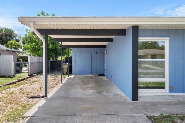 8081 CASCADAS AVENUE, North Port, FL 34287