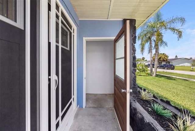 8081 CASCADAS AVENUE, North Port, FL 34287