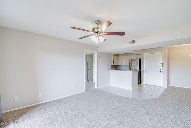 540 N MAY Street 2111, Mesa, AZ 85201
