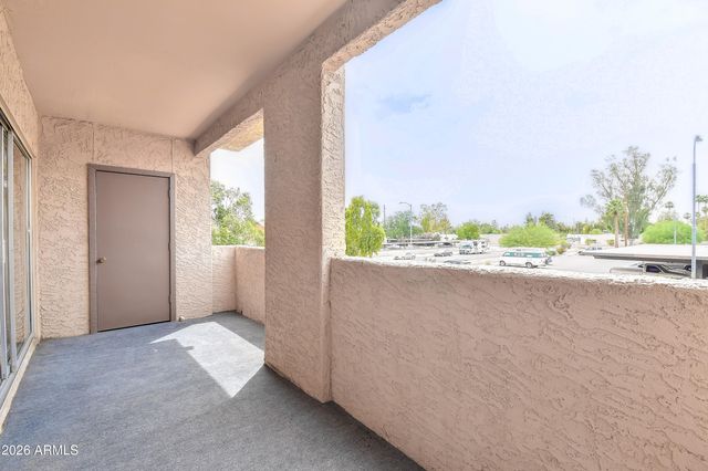540 N MAY Street 2111, Mesa, AZ 85201