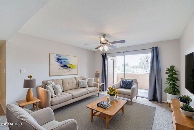 540 N MAY Street 2111, Mesa, AZ 85201