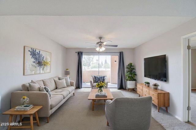 540 N MAY Street 2111, Mesa, AZ 85201