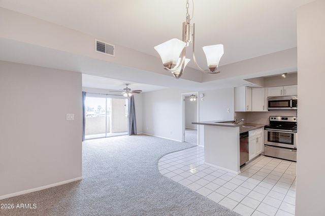 540 N MAY Street 2111, Mesa, AZ 85201