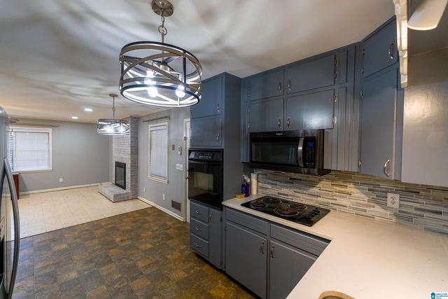 1528 PESNELL DRIVE, Gardendale, AL 35071