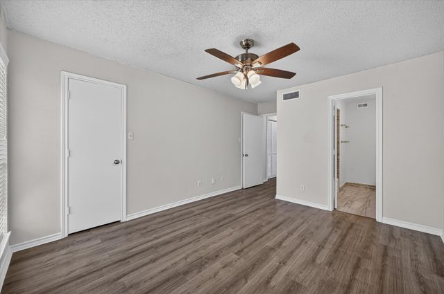 8550 Fair Oaks Crossing 112, Dallas, TX 75243