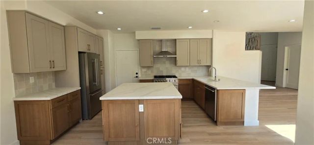 239 S Firenza, Orange, CA 92869