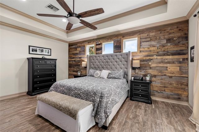 22220 DEER PARK AVENUE, Eustis, FL 32736