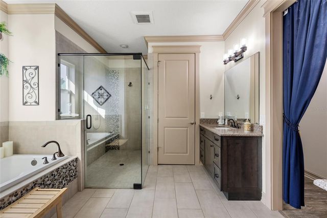 22220 DEER PARK AVENUE, Eustis, FL 32736