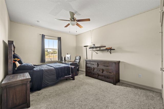 22220 DEER PARK AVENUE, Eustis, FL 32736