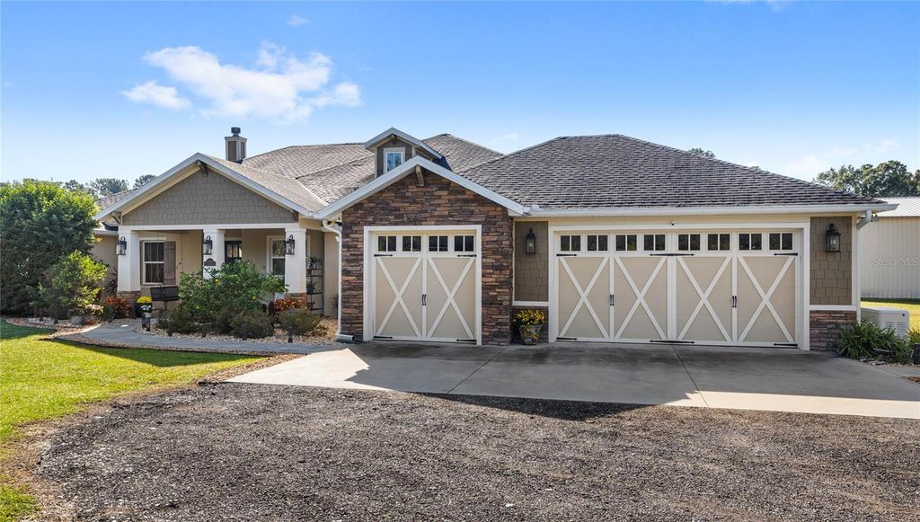 22220 DEER PARK AVENUE, Eustis, FL 32736