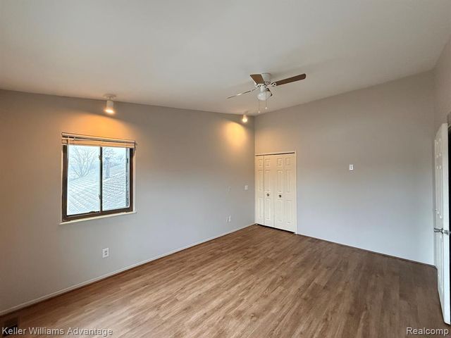 22242 Edgewater 146, Novi, MI 48375