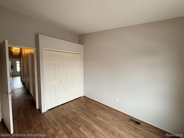 22242 Edgewater 146, Novi, MI 48375