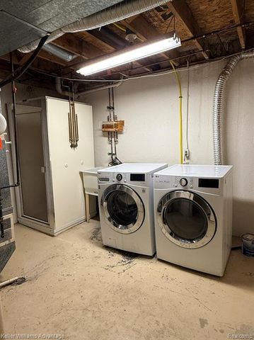 22242 Edgewater 146, Novi, MI 48375