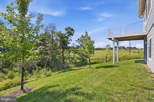 100 WALLEYE CT, Lake Frederick, VA 22630