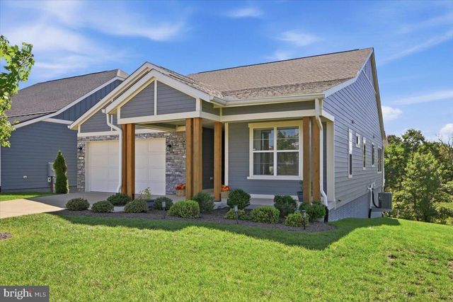 100 WALLEYE CT, Lake Frederick, VA 22630