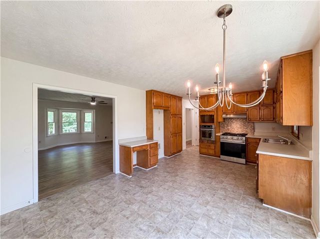 115 Briarwood Place, Stockbridge, GA 30281