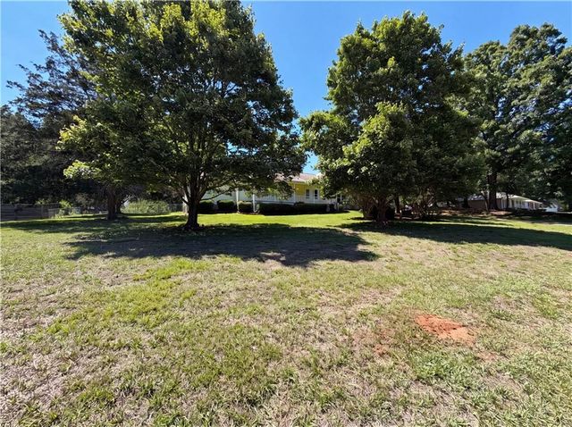 115 Briarwood Place, Stockbridge, GA 30281
