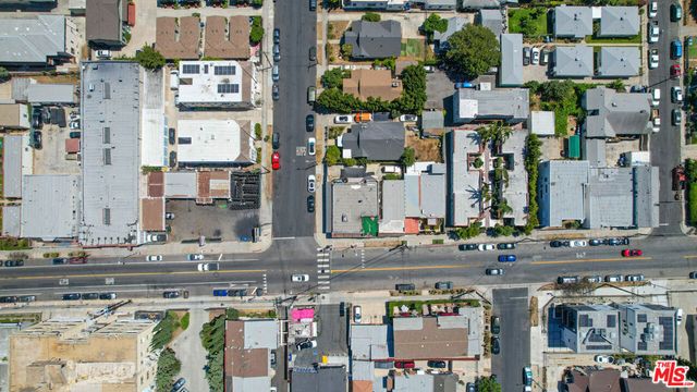 5200 Fountain Avenue, Los Angeles, CA 90029