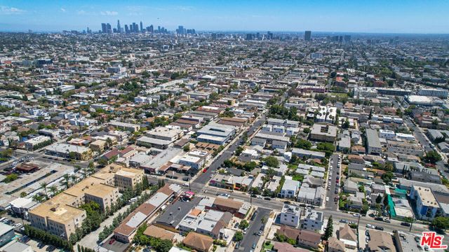 5200 Fountain Avenue, Los Angeles, CA 90029