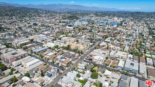 5200 Fountain Avenue, Los Angeles, CA 90029