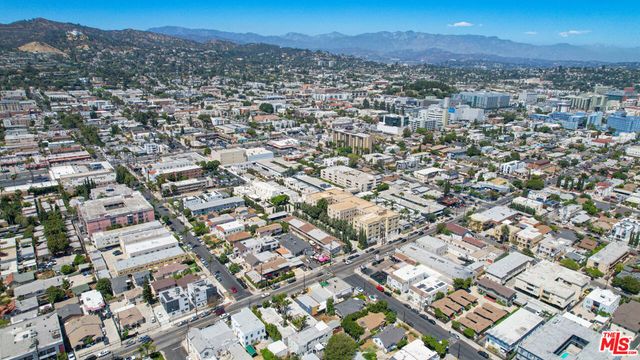 5200 Fountain Avenue, Los Angeles, CA 90029