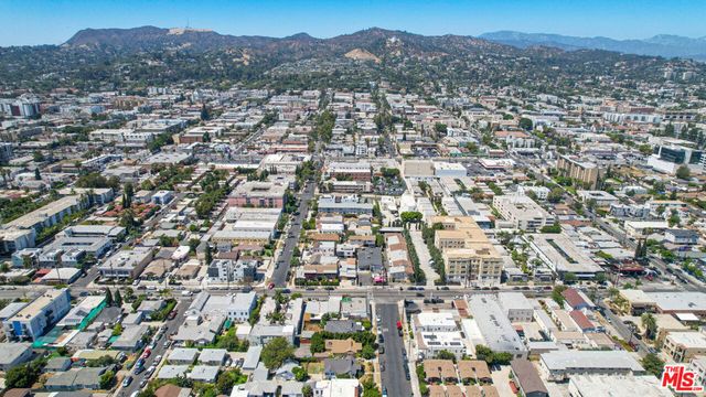 5200 Fountain Avenue, Los Angeles, CA 90029