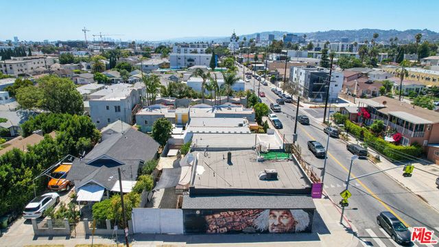 5200 Fountain Avenue, Los Angeles, CA 90029