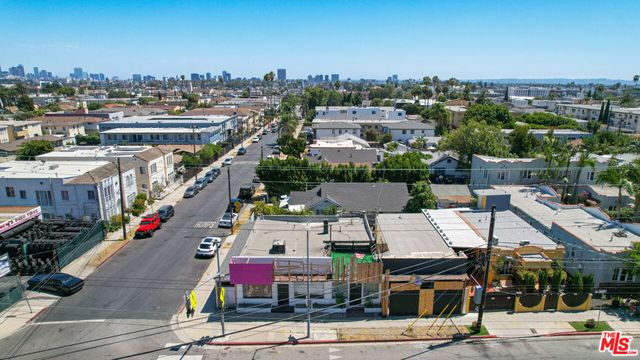 5200 Fountain Avenue, Los Angeles, CA 90029