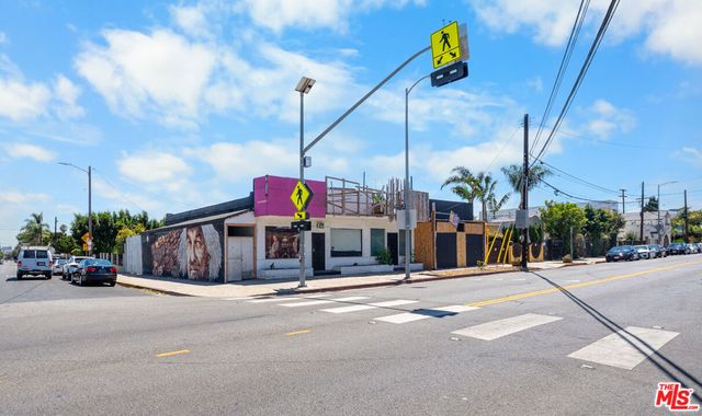 5200 Fountain Avenue, Los Angeles, CA 90029