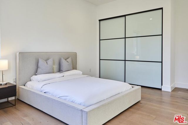 18911 HATTERAS Street, Tarzana (los Angeles), CA 91356