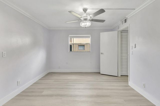 450 Saxony J, Delray Beach, FL 33446