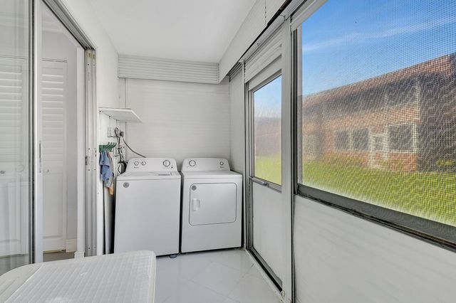 450 Saxony J, Delray Beach, FL 33446