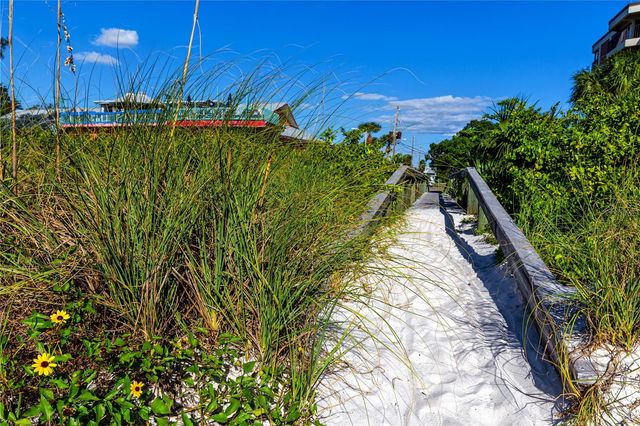 3312 E MARITANA DRIVE, St Pete Beach, FL 33706