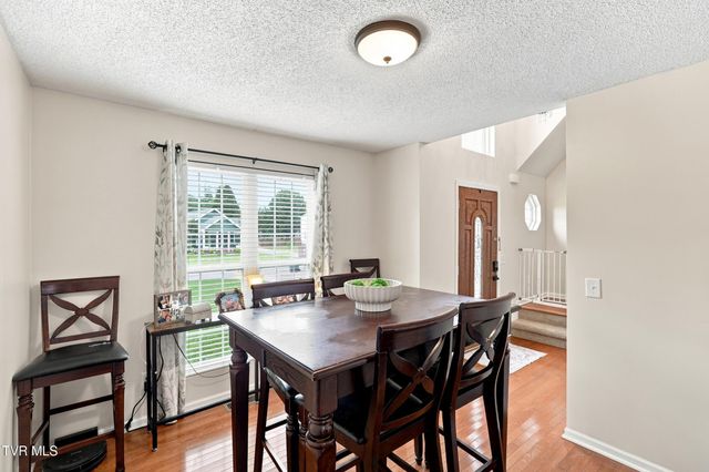 225 Jaybird Court, Bristol, TN 37620