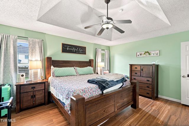 225 Jaybird Court, Bristol, TN 37620