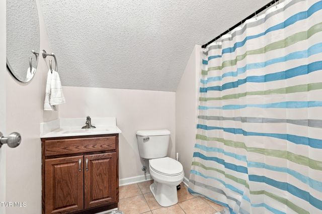 225 Jaybird Court, Bristol, TN 37620
