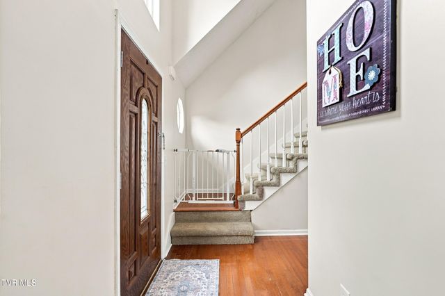 225 Jaybird Court, Bristol, TN 37620