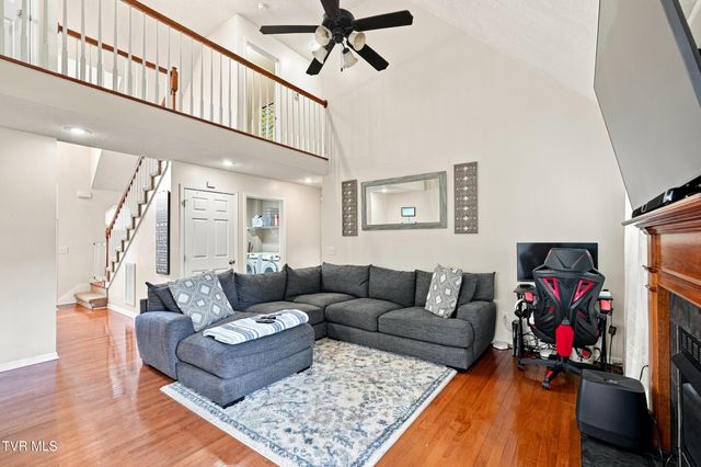 225 Jaybird Court, Bristol, TN 37620