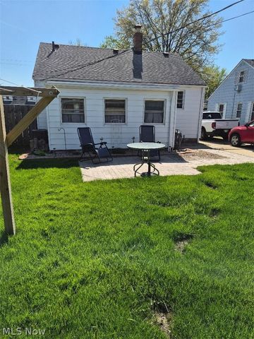 419 E 326th Street, Willowick, OH 44095