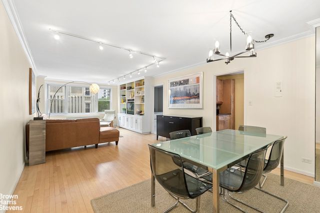 444 E 75th St Apt 4D, New York City, NY 10021