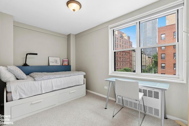 444 E 75th St Apt 4D, New York City, NY 10021