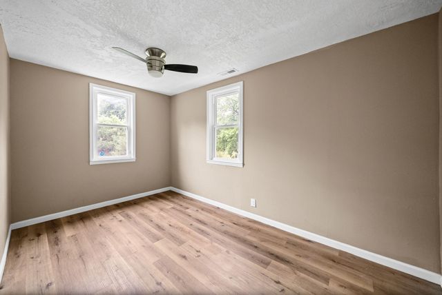 1247 Daniel St, Clarksville, TN 37040