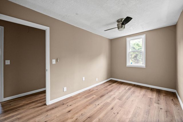 1247 Daniel St, Clarksville, TN 37040