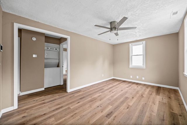 1247 Daniel St, Clarksville, TN 37040