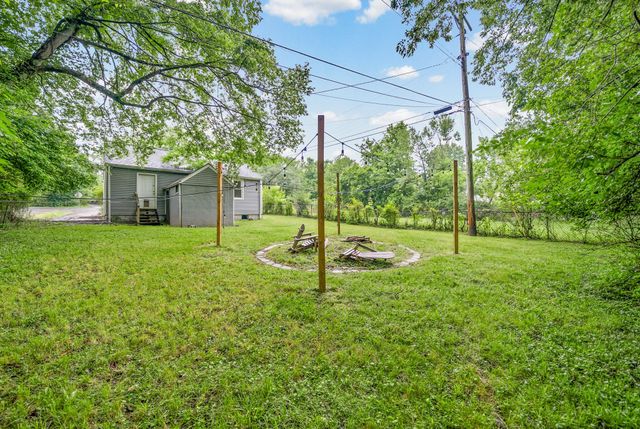 1247 Daniel St, Clarksville, TN 37040