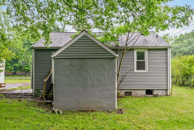 1247 Daniel St, Clarksville, TN 37040